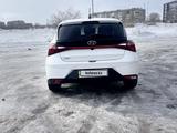 Hyundai i20 2023 годаfor8 200 000 тг. в Караганда – фото 3