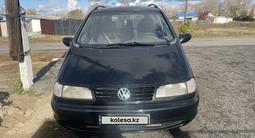 Volkswagen Sharan 1995 годаүшін2 500 000 тг. в Павлодар