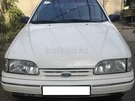 Стекло фары фонари Ford Scorpio за 5 000 тг. в Актобе