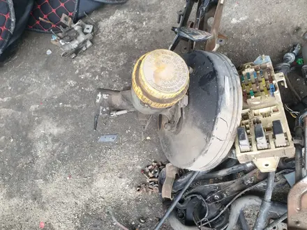 Тормозной вакуум, тормозной цилиндр subaru за 1 000 тг. в Алматы