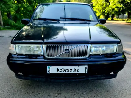 Volvo 960 1996 года за 2 900 000 тг. в Алматы