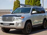 Toyota Land Cruiser Luxe 2014 годаүшін25 990 000 тг. в Алматы – фото 2