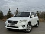 Toyota RAV4 2012 года за 8 300 000 тг. в Актобе