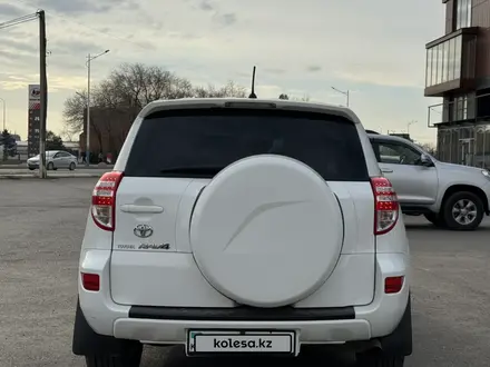 Toyota RAV4 2012 года за 8 300 000 тг. в Актобе – фото 5