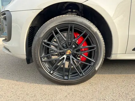 Porsche Macan 2024 года за 59 000 000 тг. в Алматы – фото 30
