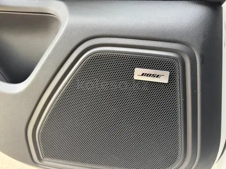 Porsche Macan 2024 года за 59 000 000 тг. в Алматы – фото 17