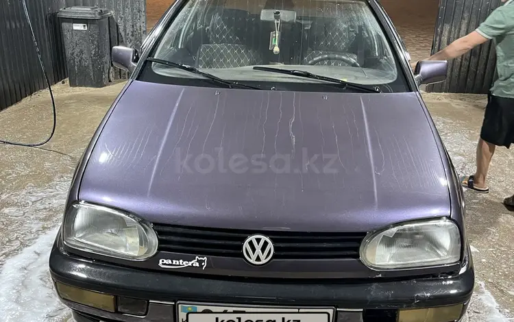 Volkswagen Golf 1992 годаүшін1 200 000 тг. в Тараз