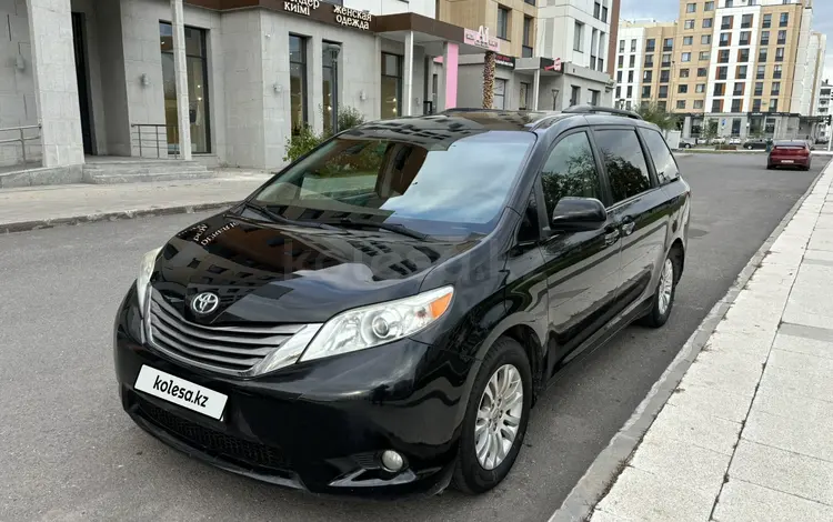 Toyota Sienna 2016 года за 13 800 000 тг. в Астана