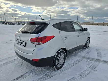 Hyundai Tucson 2013 года за 7 000 000 тг. в Актау – фото 21