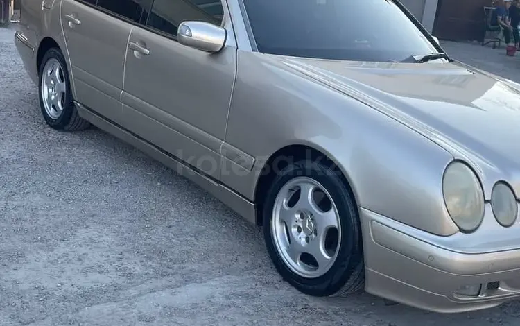 Mercedes-Benz E 320 2000 годаfor4 800 000 тг. в Шымкент