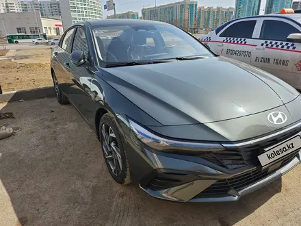 Hyundai Elantra 2024 года за 9 600 000 тг. в Астана