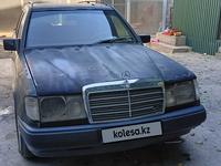 Mercedes-Benz E 200 1993 годаfor1 050 000 тг. в Шымкент