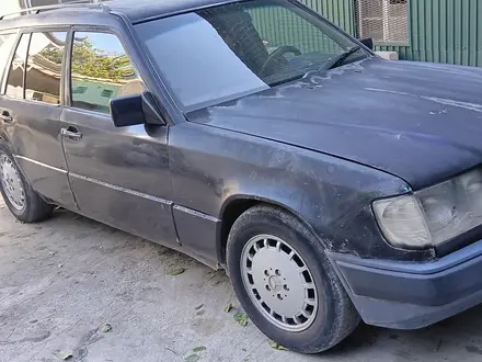 Mercedes-Benz E 200 1993 года за 1 050 000 тг. в Шымкент – фото 3