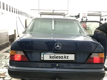 Mercedes-Benz E 230 1991 года за 2 000 000 тг. в Тараз – фото 10