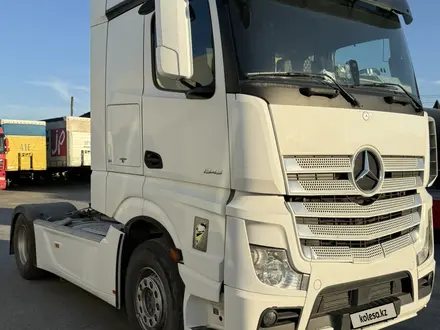Mercedes-Benz  Actros 2014 года за 21 000 000 тг. в Костанай – фото 2