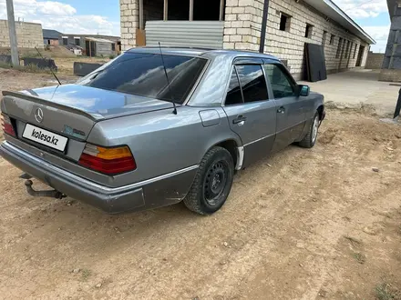 Mercedes-Benz E 250 1989 года за 1 000 000 тг. в Жезказган – фото 4