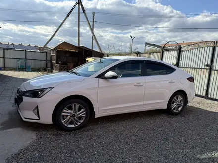 Hyundai Elantra 2020 года за 7 800 000 тг. в Петропавловск – фото 2