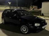 Volkswagen Golf 1999 года за 2 600 000 тг. в Караганда