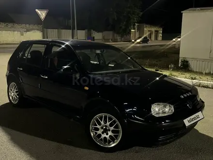 Volkswagen Golf 1999 года за 2 600 000 тг. в Караганда