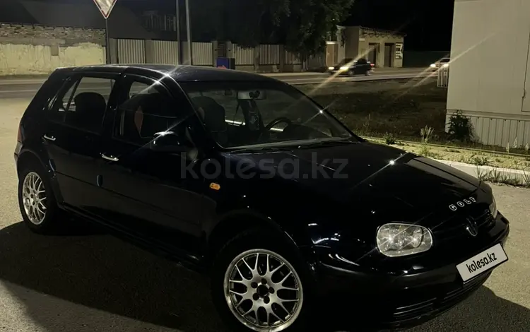 Volkswagen Golf 1999 года за 2 600 000 тг. в Караганда