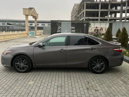 Toyota Camry 2016 года за 10 500 000 тг. в Актау – фото 4