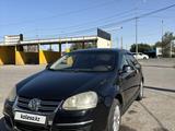 Volkswagen Jetta 2010 года за 3 000 000 тг. в Шымкент