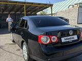 Volkswagen Jetta 2010 года за 3 000 000 тг. в Шымкент – фото 4