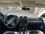 Volkswagen Jetta 2010 года за 3 000 000 тг. в Шымкент – фото 5