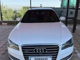 Audi A8 2012 годаfor11 300 000 тг. в Алматы – фото 2