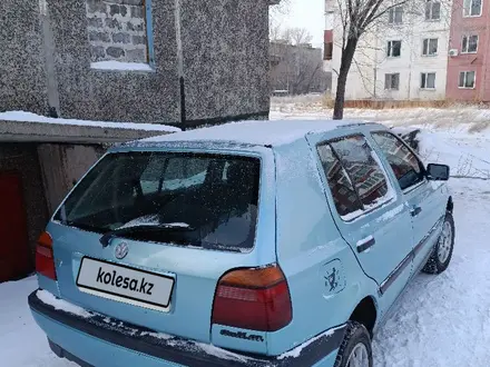 Volkswagen Golf 1993 года за 750 000 тг. в Караганда