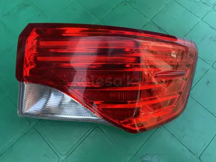 Тойота Авенсис 2011-15 год правый задний фонар (стоп) за 100 000 тг. в Алматы