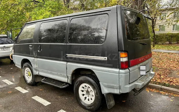 Mitsubishi Delica 1993 года за 1 000 000 тг. в Алматы