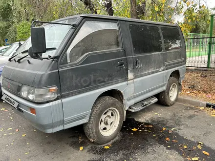 Mitsubishi Delica 1993 года за 899 000 тг. в Алматы – фото 5