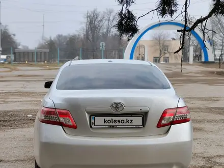 Toyota Camry 2011 года за 7 500 000 тг. в Жетысай – фото 2