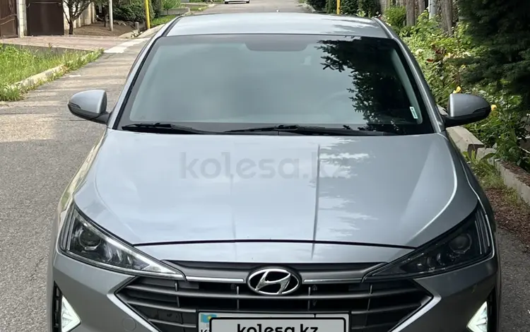 Hyundai Elantra 2019 годаүшін7 400 000 тг. в Алматы