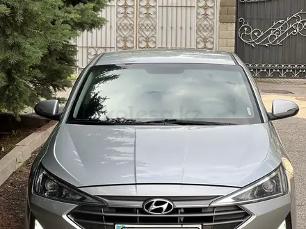 Hyundai Elantra 2019 года за 7 400 000 тг. в Алматы – фото 10