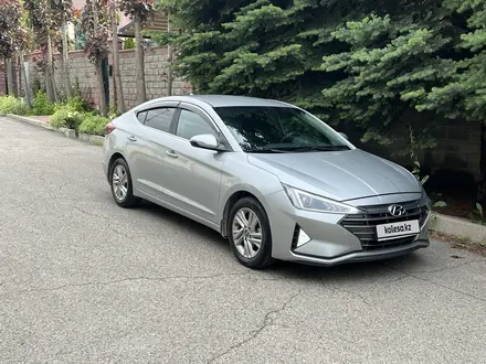 Hyundai Elantra 2019 года за 7 400 000 тг. в Алматы – фото 2