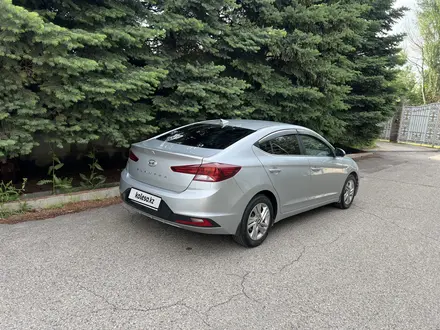 Hyundai Elantra 2019 года за 7 400 000 тг. в Алматы – фото 4