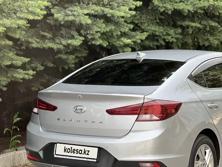 Hyundai Elantra 2019 года за 7 400 000 тг. в Алматы – фото 5