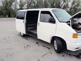 Volkswagen Caravelle 1992 годаүшін3 500 000 тг. в Алматы