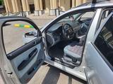 Skoda Fabia 2002 года за 2 700 000 тг. в Шымкент – фото 4