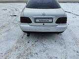 Mercedes-Benz CLK 200 1998 годаfor2 400 000 тг. в Павлодар – фото 2