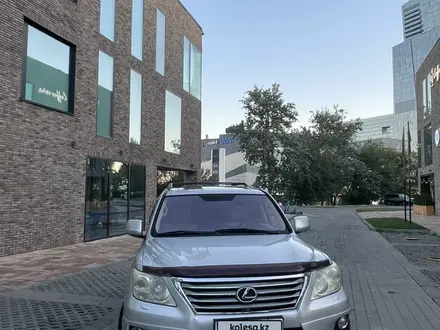 Lexus LX 570 2011 года за 20 000 000 тг. в Алматы