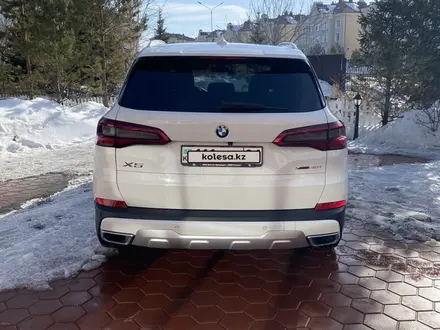 BMW X5 2019 года за 34 000 000 тг. в Астана – фото 3