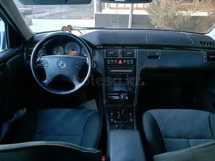 Mercedes-Benz E 320 2001 года за 5 800 000 тг. в Кызылорда – фото 6