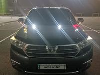 Toyota Highlander 2011 года за 14 600 000 тг. в Караганда