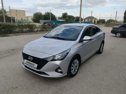 Hyundai Accent 2021 года за 7 800 000 тг. в Актобе