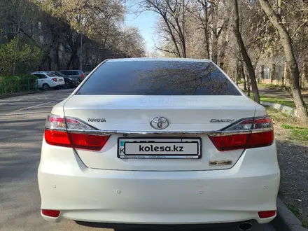 Toyota Camry 2016 года за 12 300 000 тг. в Алматы – фото 3