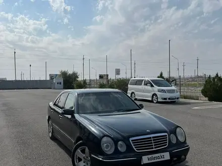 Mercedes-Benz E 430 2001 года за 4 500 000 тг. в Жанаозен – фото 4