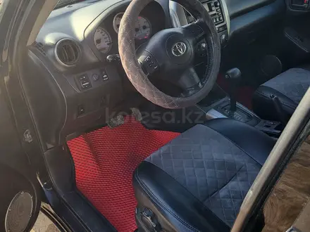 Toyota RAV4 2005 года за 6 000 000 тг. в Атырау – фото 7